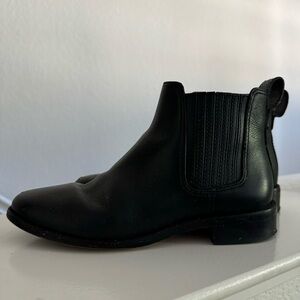 Madewell Chelsea boots